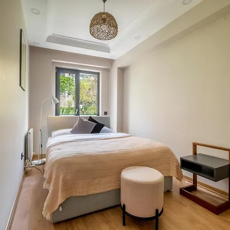 New And Modern Flat With Sea View 公寓 *