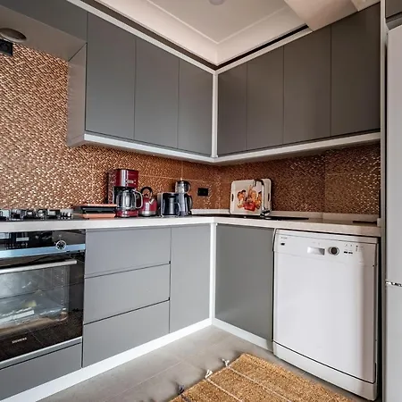 Apartment New And Modern Flat With Sea View