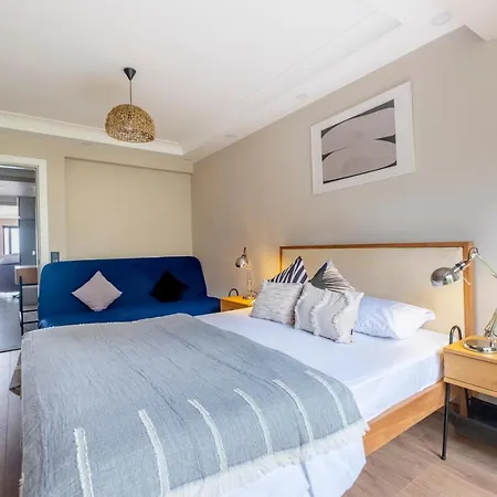 New And Modern Flat With Sea View Apartment